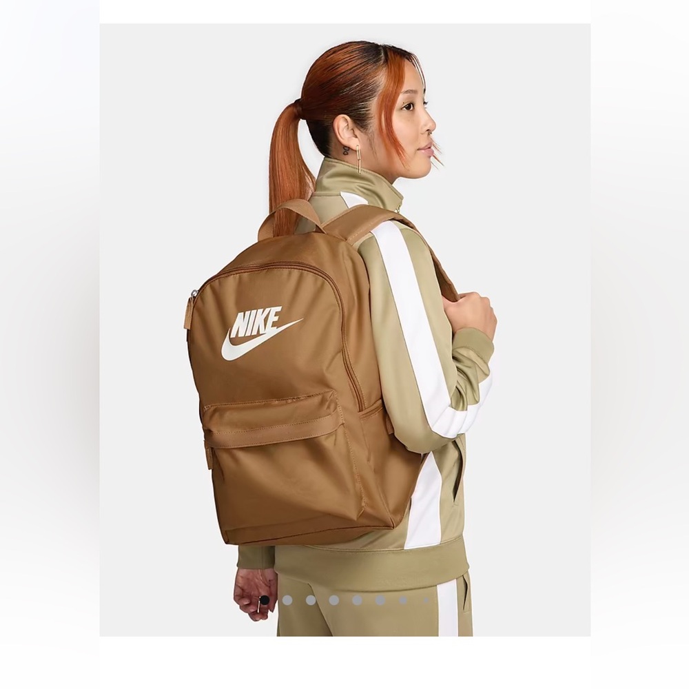 Nike Heritage Backpack - Picture 3 of 16